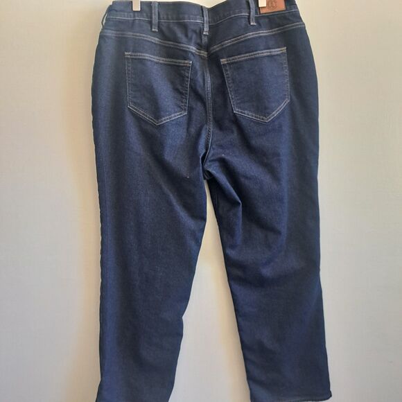 Lands End Woman’s 18 18W Dark Wash Flannel Lined Denim Blue Jeans Straight Leg - Picture 4 of 12